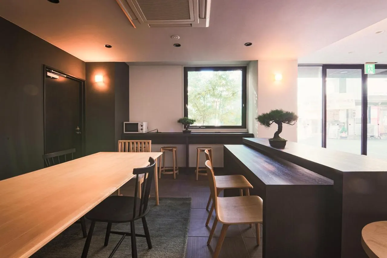 大阪 Wayfarer Matsu酒店